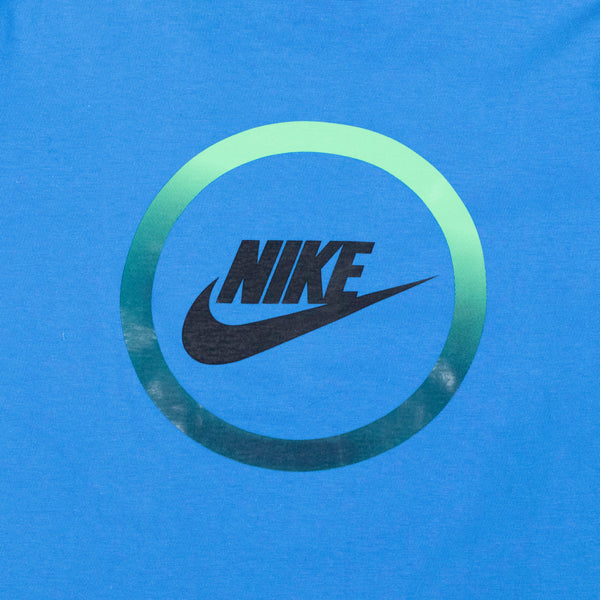 Nike T-Shirt - Small