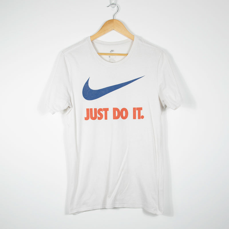 Nike "Just Do It" Crew Neck T Shirt - Small
