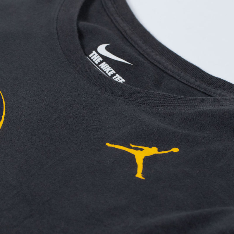 Nike Air Jordan Michigan Wolverines T-Shirt - Grey - Medium