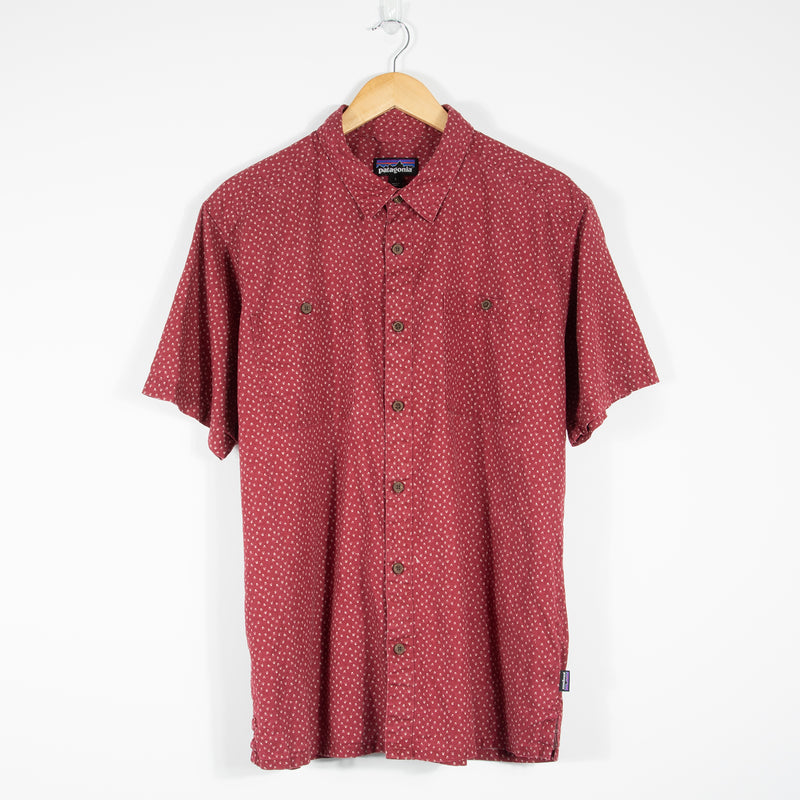 Patagonia Short Sleeve Shirt - Red - Large